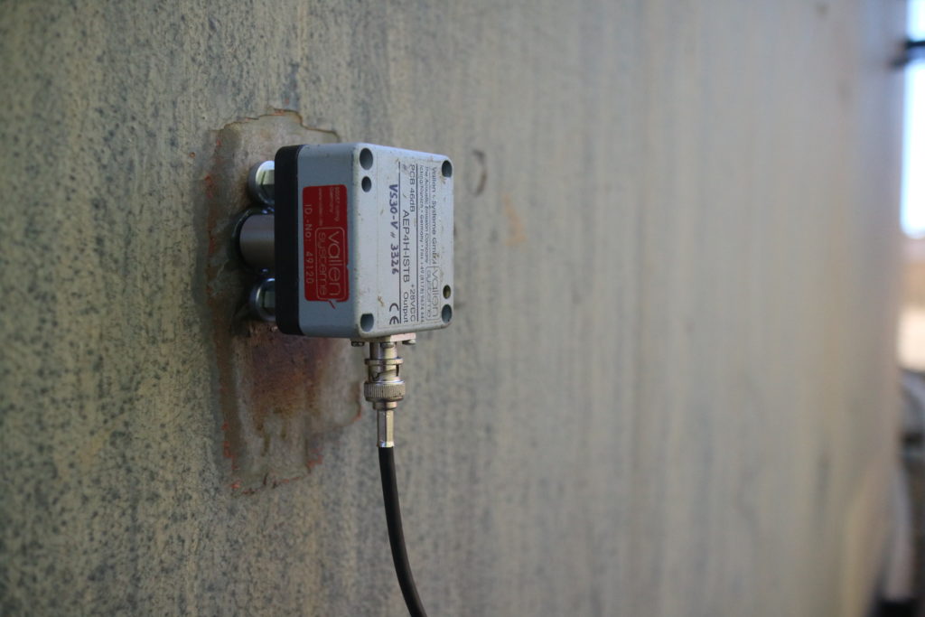 Acoustic emission test (AT) Condomett